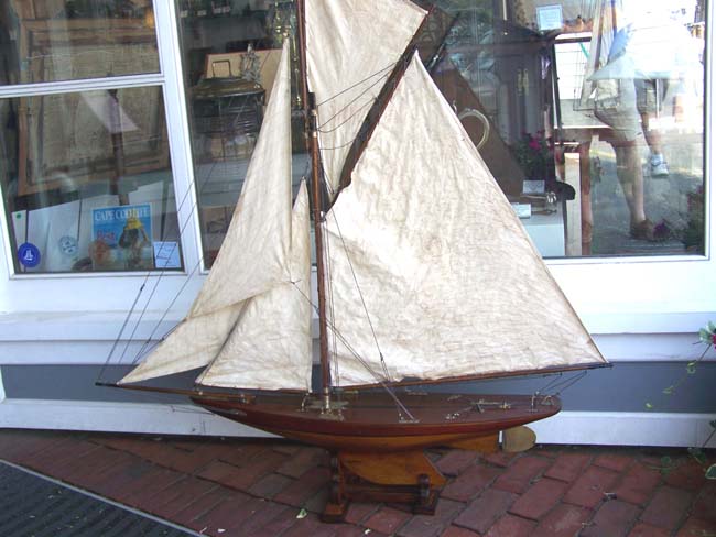 An early 20th century English Pond Boat — image 2